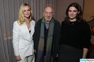 Elle Fanning / ellefanning nude photo #3379