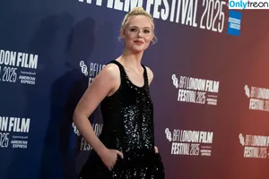 Elle Fanning / ellefanning nude photo #3404