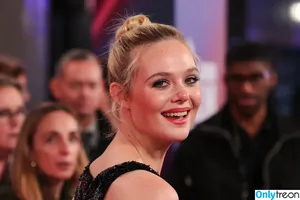 Elle Fanning / ellefanning nude photo #3419