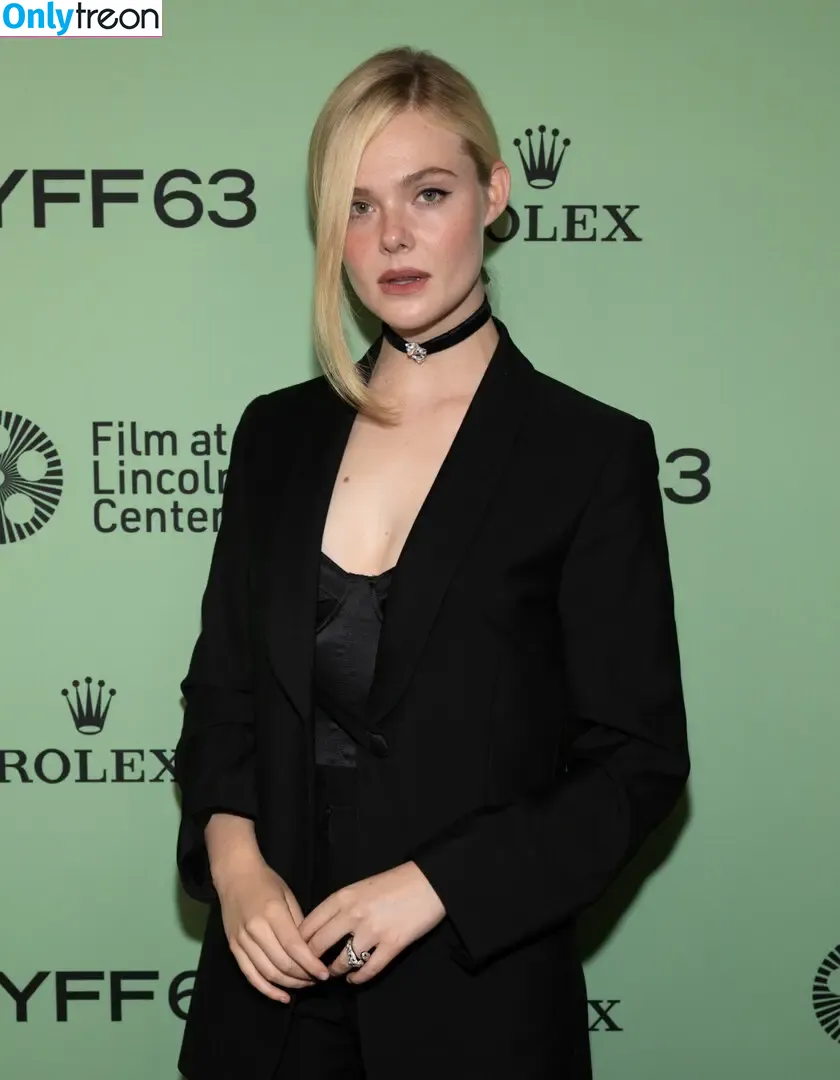 Elle Fanning nude photo #3263 (ellefanning)