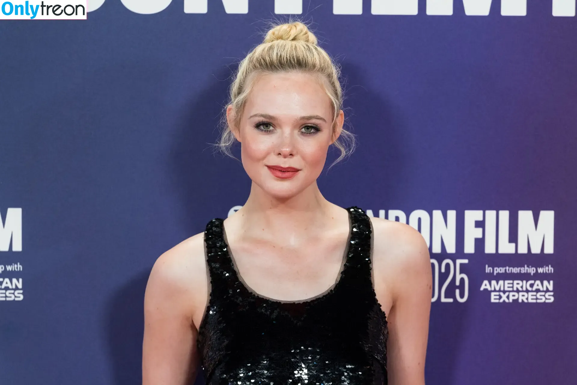 Elle Fanning голая photo #3434 (ellefanning)