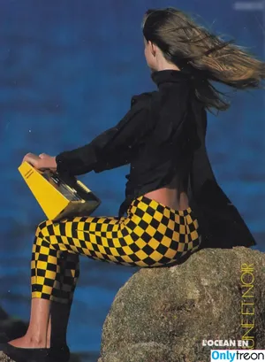 Elle Macpherson / ElleMacpherson / ellemacphersonofficial фото голая #0232
