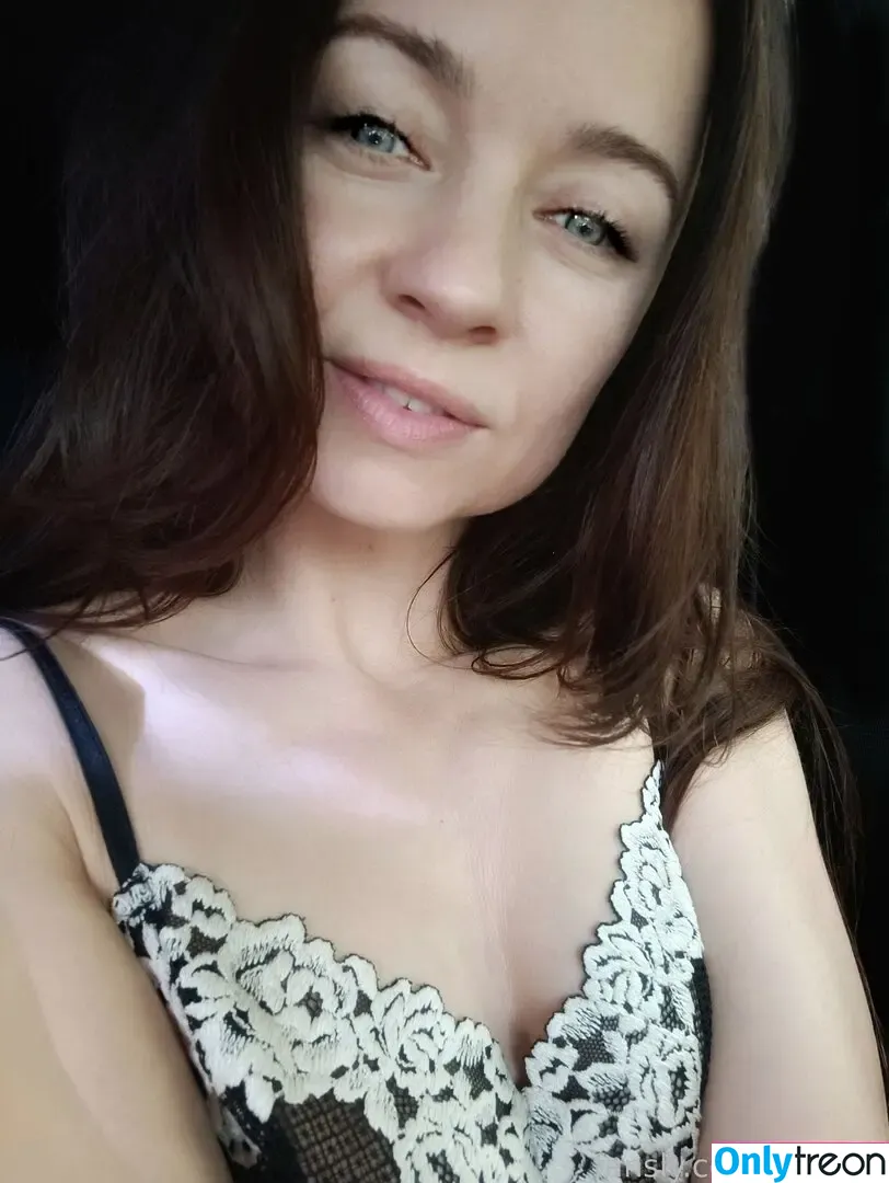 Elleelfa nude photo #0033 (Elleelfa)