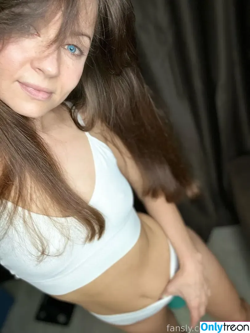 Elleelfa nude photo #0041 (Elleelfa)