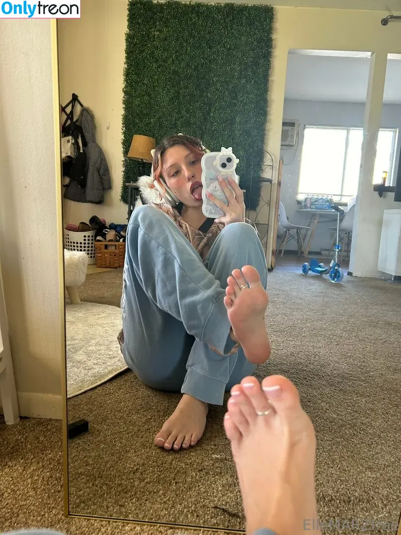 ellemarzfree голая photo #0006 (emarzasmr)