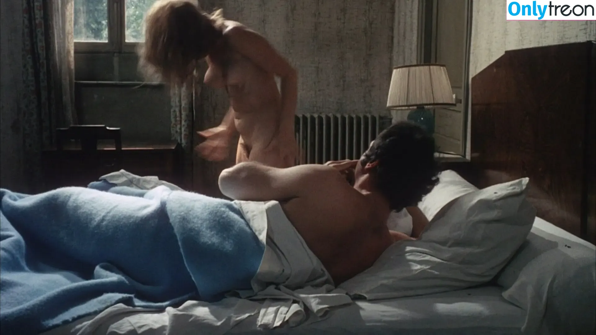 Ellen Burstyn nude photo #0005 (ellenburstyn.fanpage)