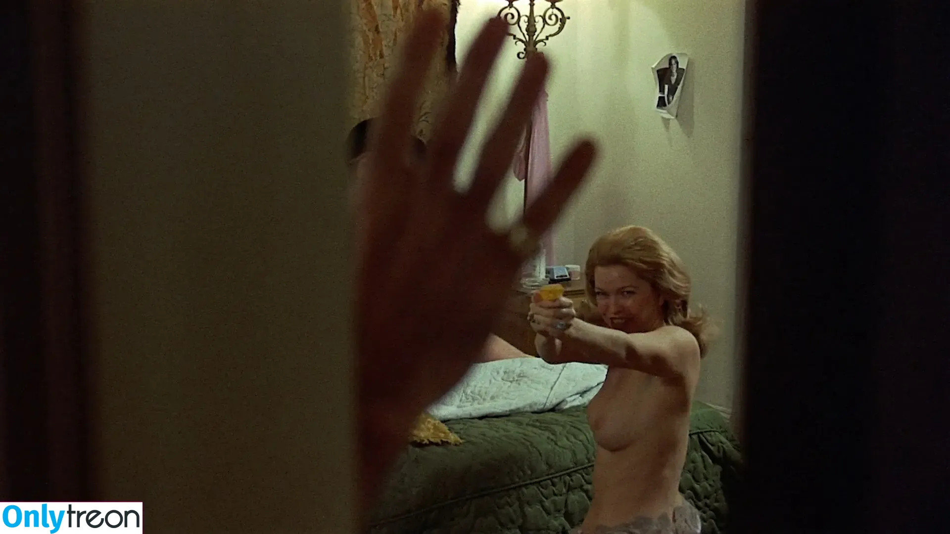 Ellen Burstyn nude photo #0009 (ellenburstyn.fanpage)