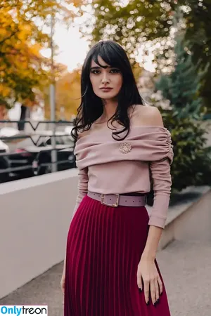 Ellen Rose / ellenrosee / icklenellierose / outsidextra nude photo #0192