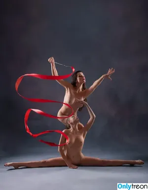 Ellen Slusarchi / Elena Slusarchik / aleksa_slusarchi / slusarchi_sister nude photo #0050