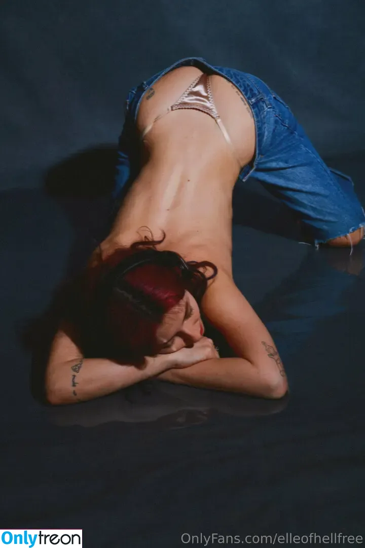 elleofhellfree nude photo #0039 (theellehell)