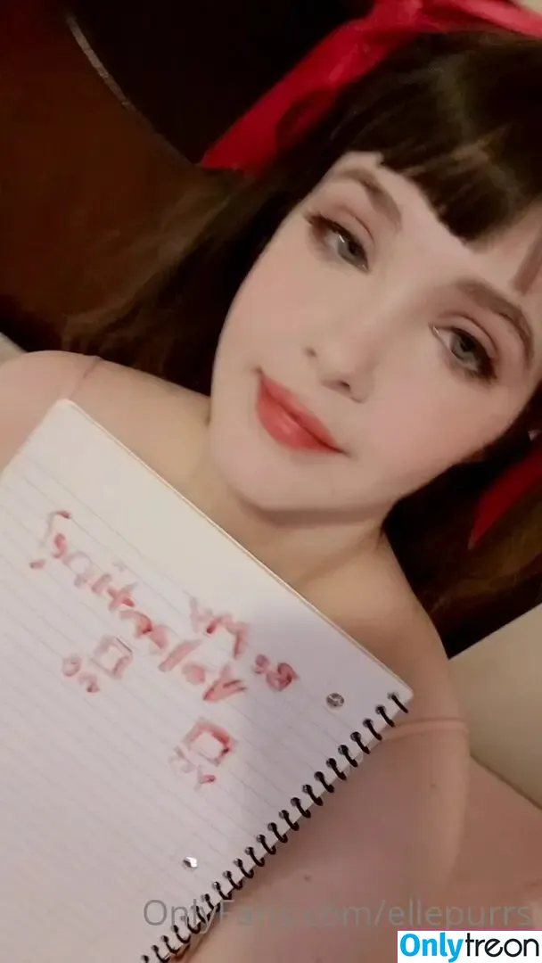 ellepurrs nude photo #0003 (ellepurrs)