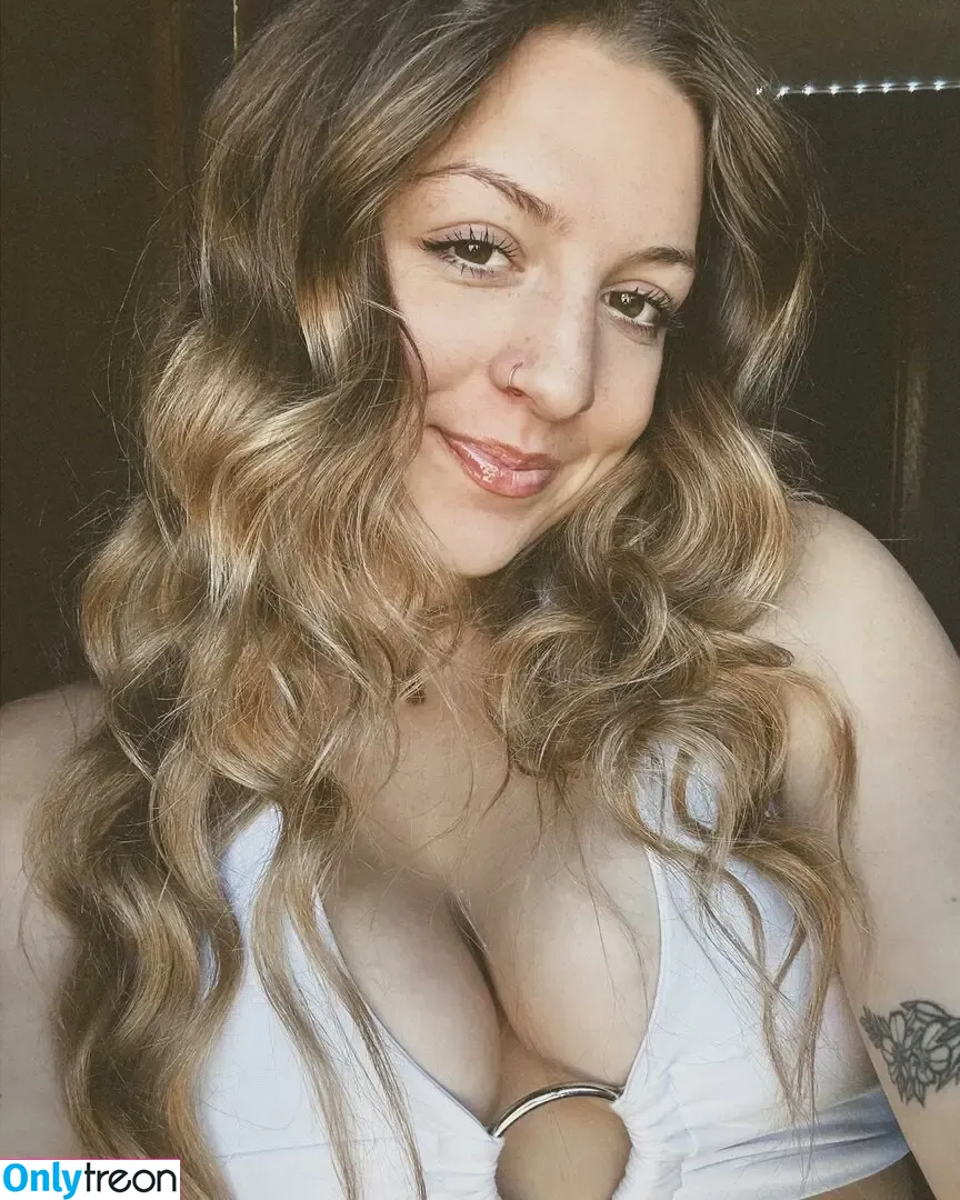 ellfantasy nude photo #0027 (ellapetersonn9)