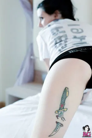 Ellie Alien ASMR / ellie.alien.asmr / elliealienasmr nude photo #0066