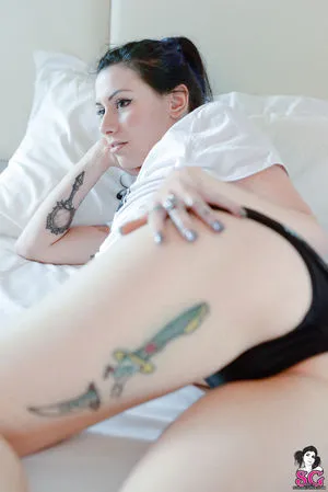 Ellie Alien ASMR / ellie.alien.asmr / elliealienasmr nude photo #0091