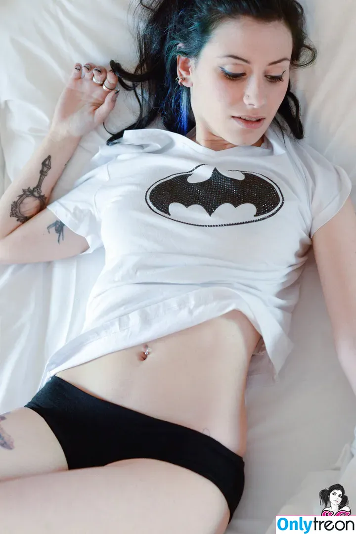Ellie Alien ASMR nude photo #0074 (ellie.alien.asmr / elliealienasmr)