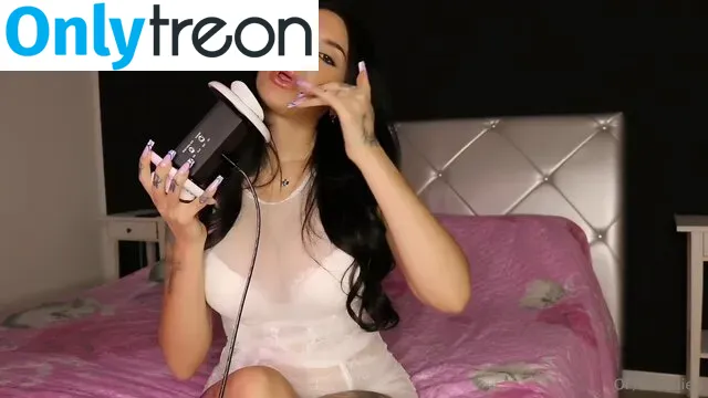 Ellie Alien nude photo #0112 (ellie.alien.asmr / elliealienasmr)