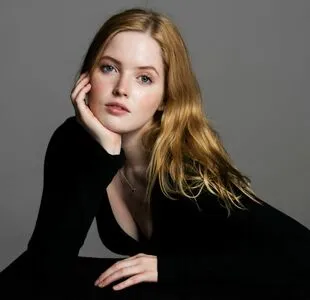 Ellie Bamber / elliebamber_ / honeybambs nude photo #0207