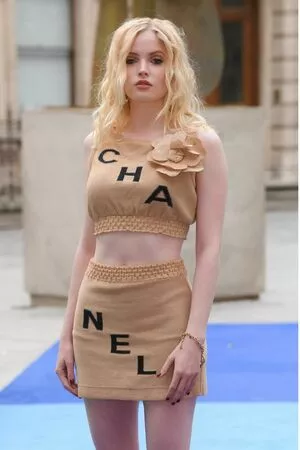 Ellie Bamber / elliebamber_ / honeybambs nude photo #0391