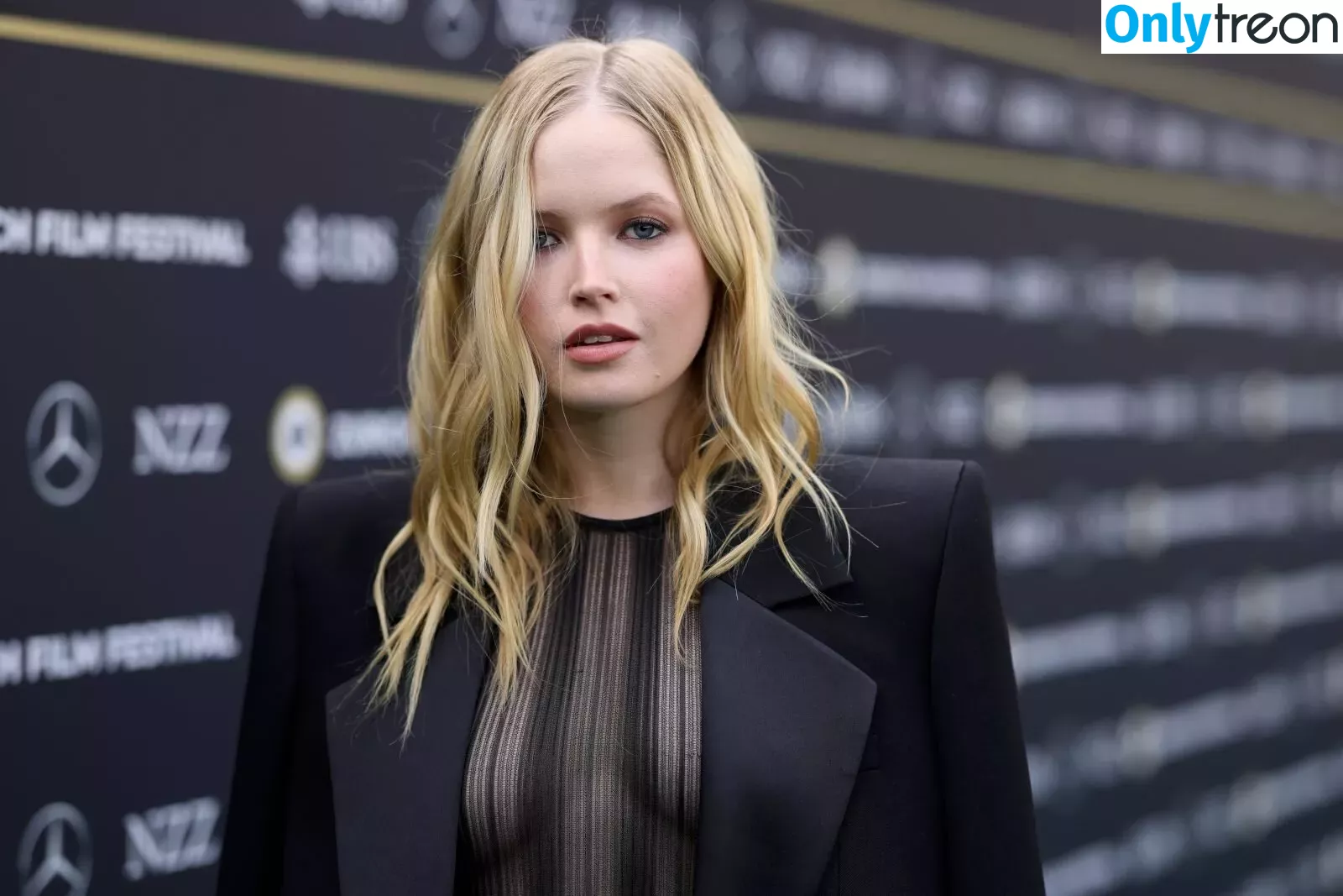 Ellie Bamber nude photo #0281 (elliebamber_ / honeybambs)