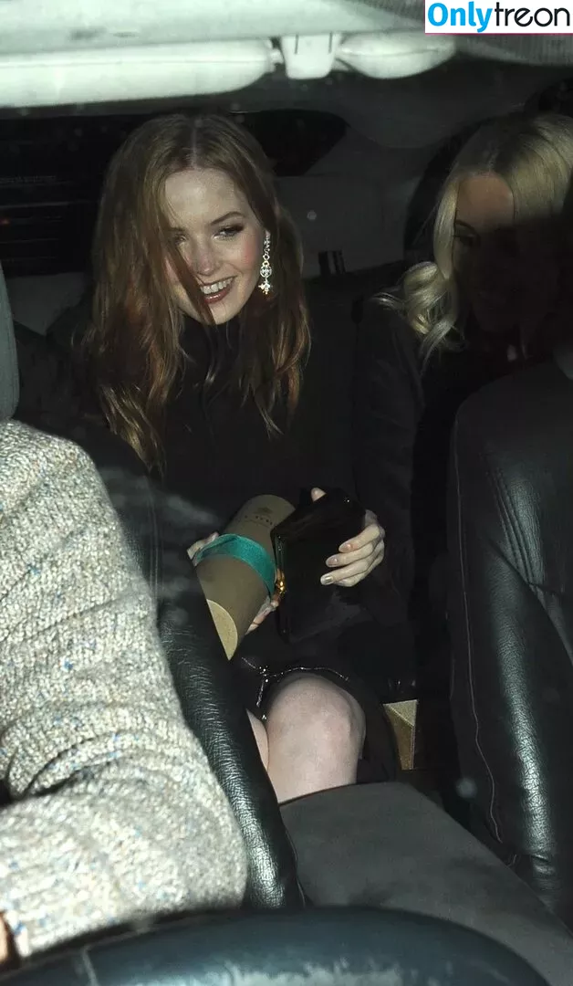 Ellie Bamber nude photo #0296 (elliebamber_ / honeybambs)