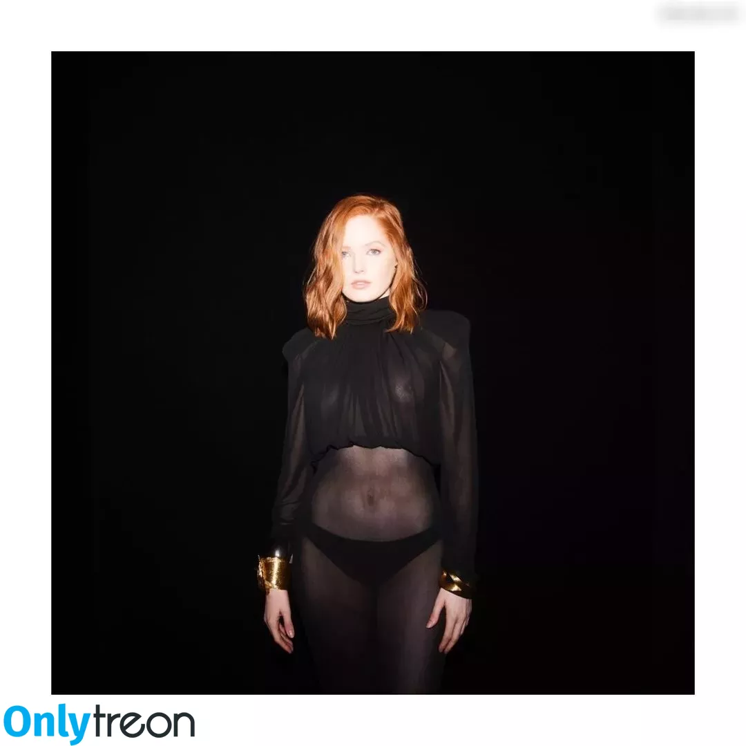 Ellie Bamber nude photo #0305 (elliebamber_ / honeybambs)