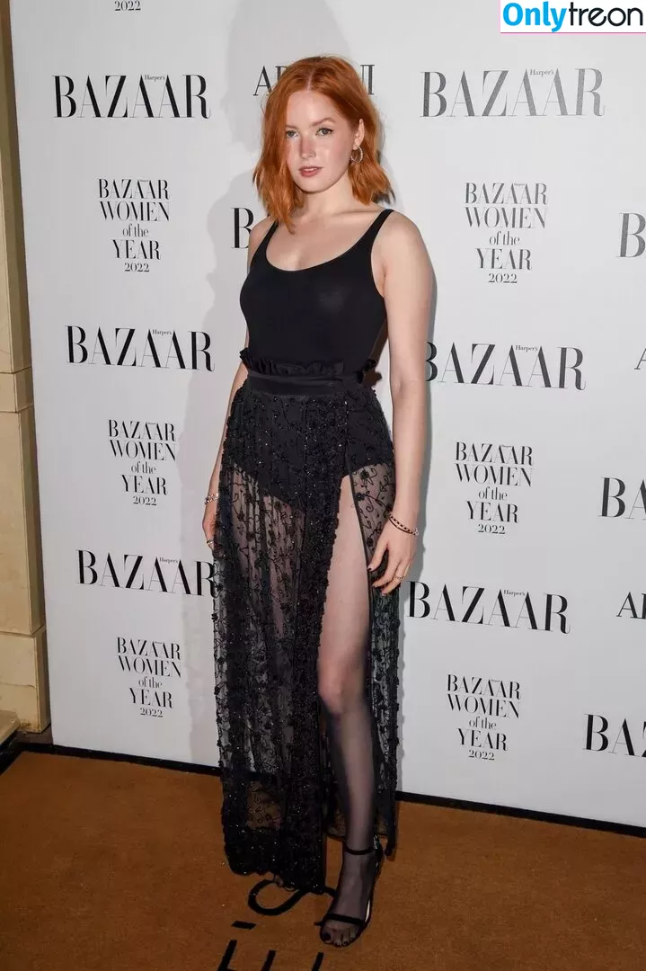 Ellie Bamber nude photo #0318 (elliebamber_ / honeybambs)