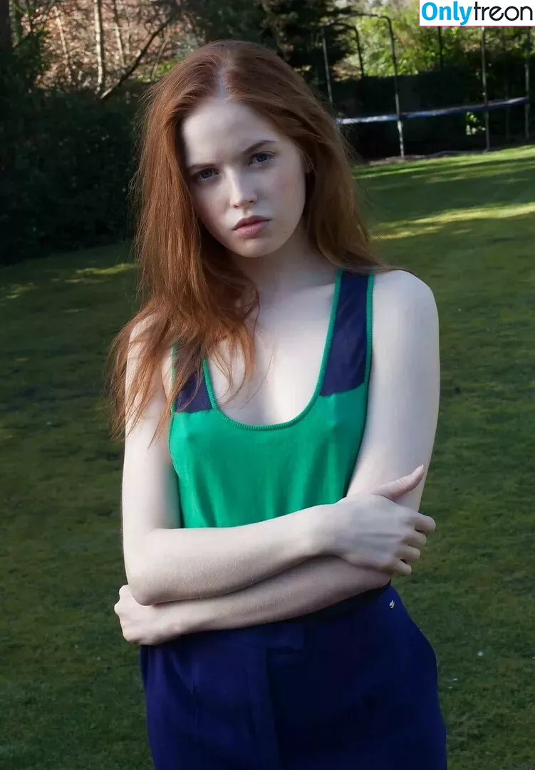 Ellie Bamber nude photo #0338 (elliebamber_ / honeybambs)