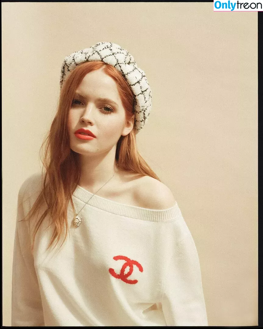 Ellie Bamber nude photo #0339 (elliebamber_ / honeybambs)