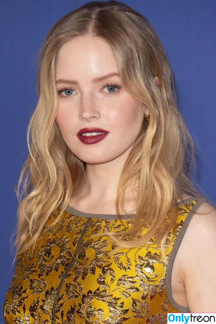 Ellie Bamber nude photo #0366 (elliebamber_ / honeybambs)