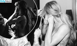 Ellie Goulding / elliegoulding nude photo #0913