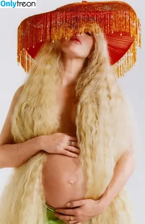Ellie Goulding / elliegoulding nude photo #0925