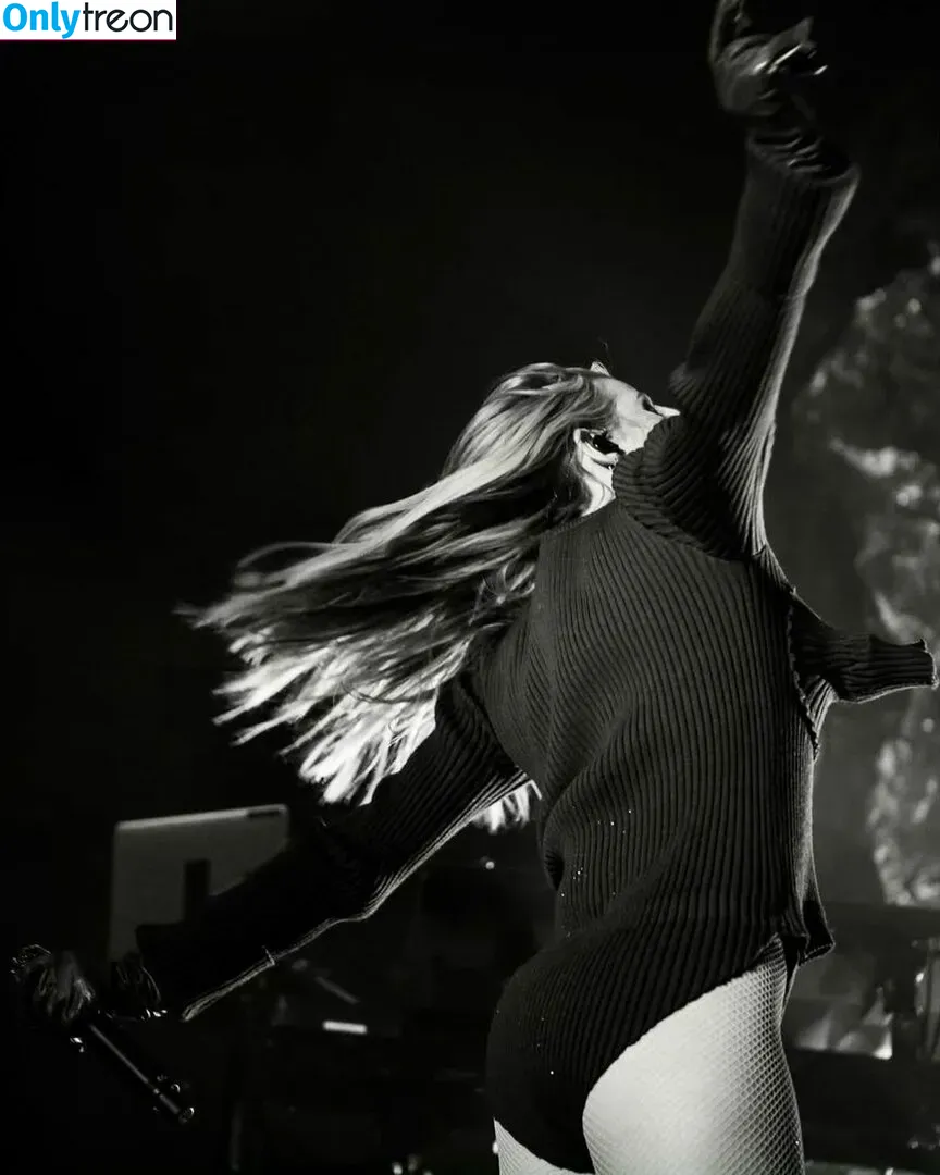 Ellie Goulding голая photo #0288 (elliegoulding / glovored)