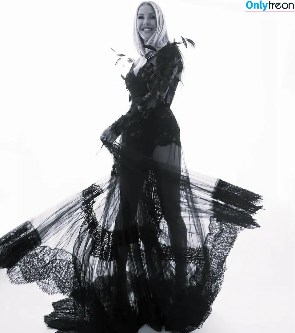 Ellie Goulding голая photo #0857 (elliegoulding / glovored)