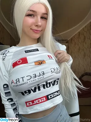 ellie_hunny / gamer_elliee nude photo #0018