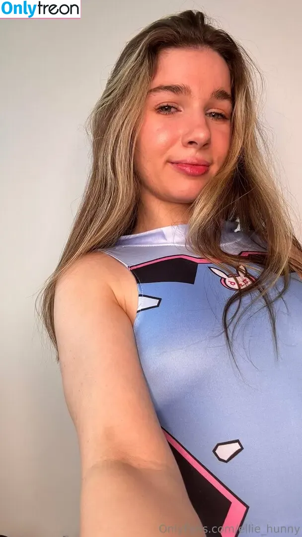 ellie_hunny nude photo #0039 (gamer_elliee)