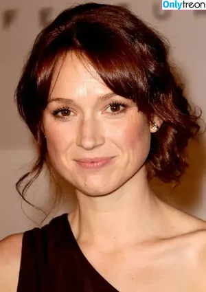 Ellie Kemper / elliekemper фото голая #0098