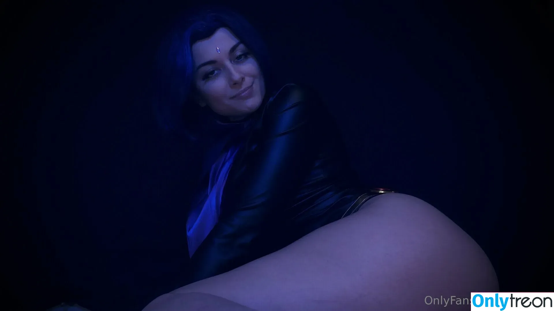 ellieidol голая photo #0086 (worshipellieidol)