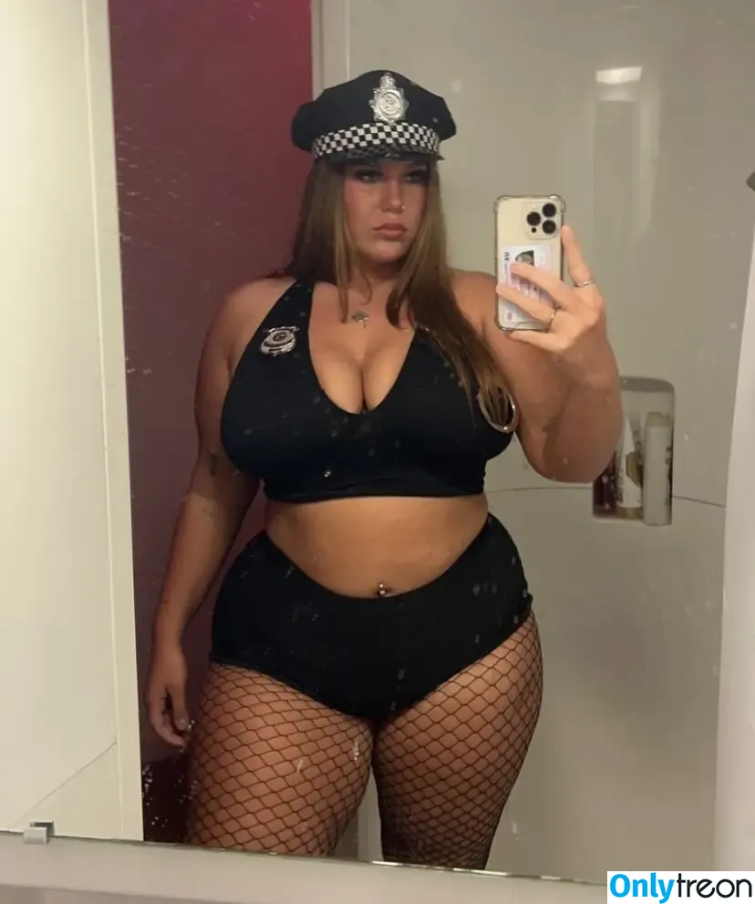 ellierobsxx nude photo #0009 (ellieleen1)
