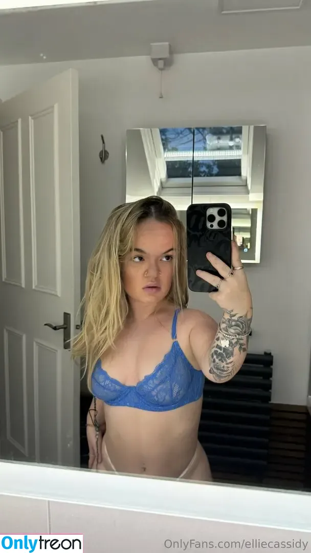 elliespokes nude photo #0037 (elliespokesss)