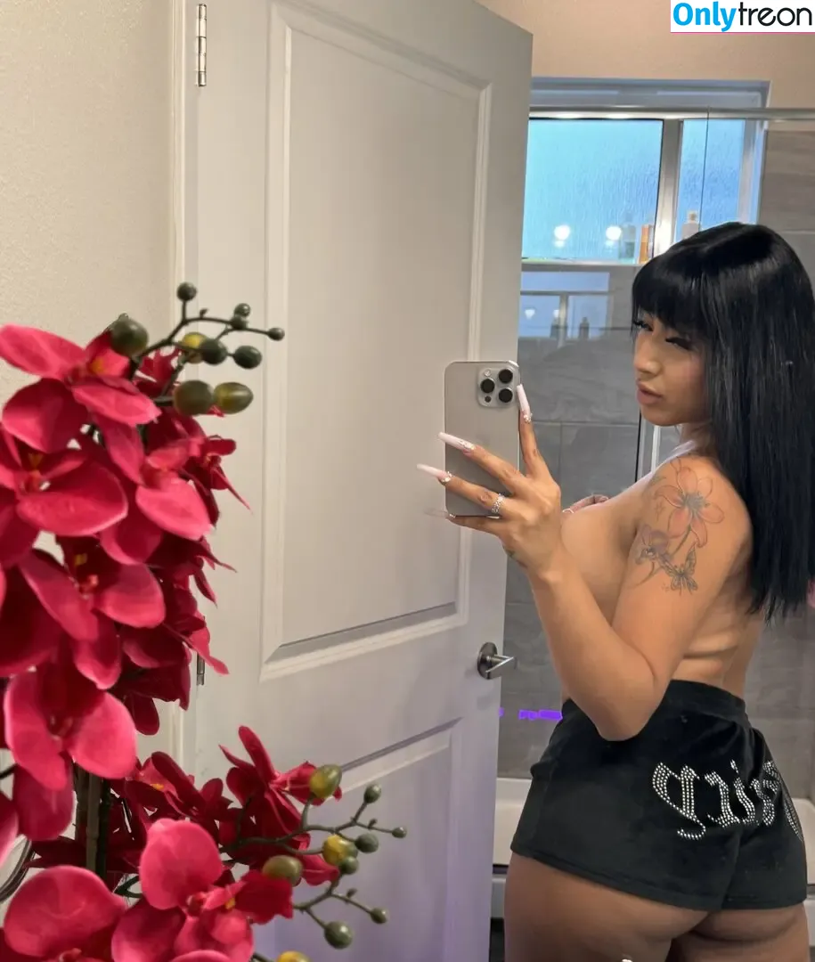 Elorababyy nude photo #0054 (therealelora)