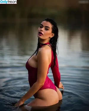 Elsa Latifaj / elsa_latifaj_98 nude photo #0009