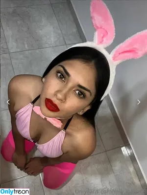 elsafoxxx / efox23 nude photo #0013