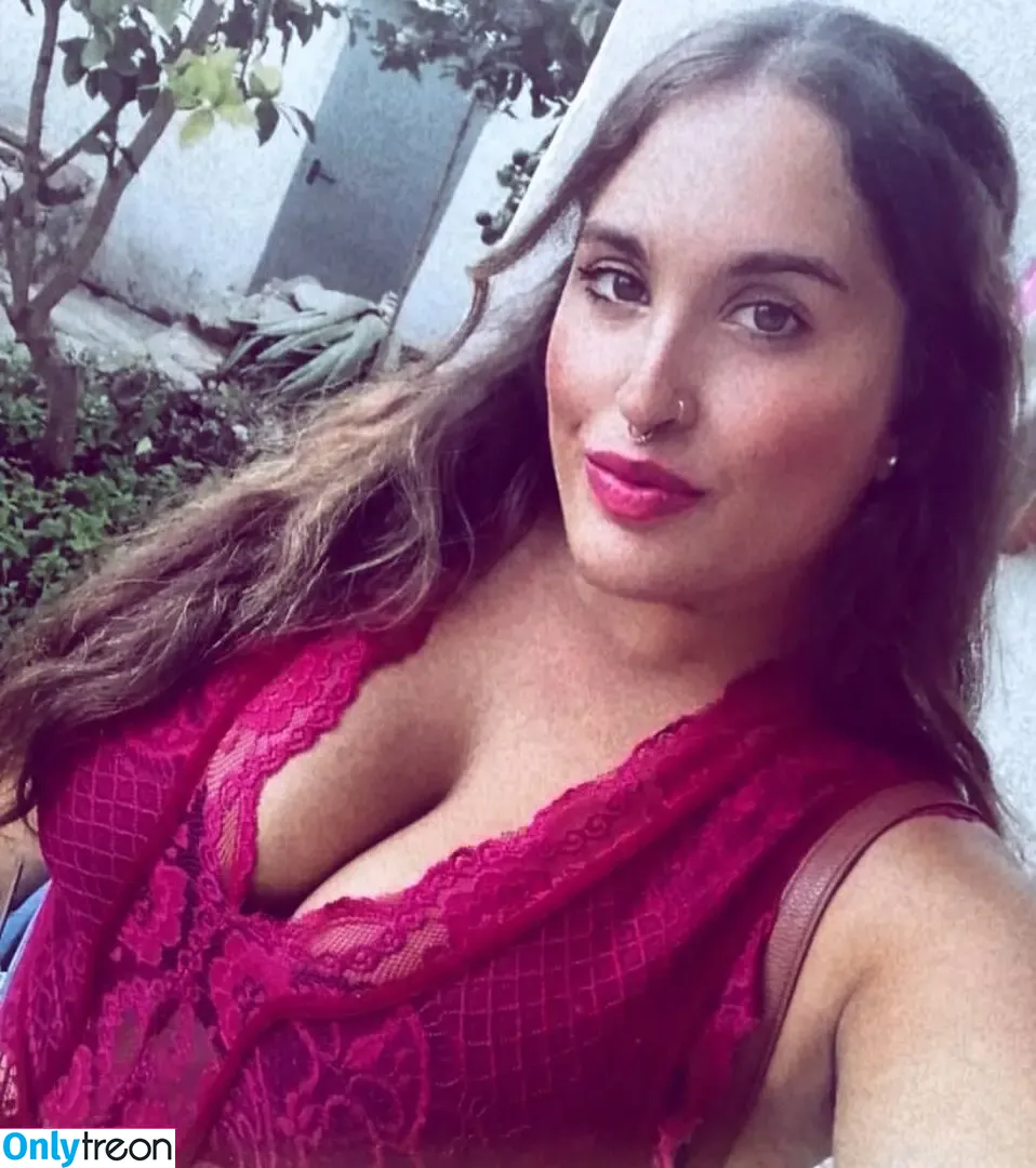 elviabombon nude photo #0030 (elviaaavg13)