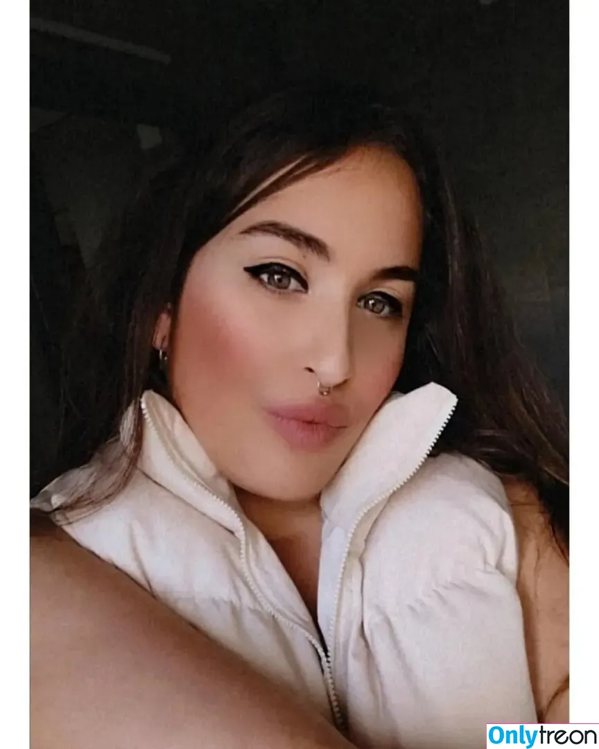elviabombon nude photo #0064 (elviaaavg13)