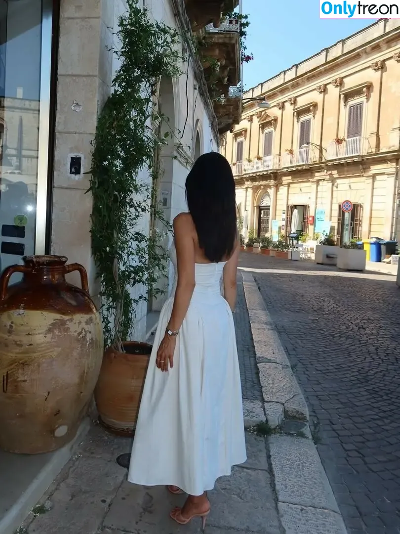 Elwa Saleh голая photo #0144 (elwasaleh)