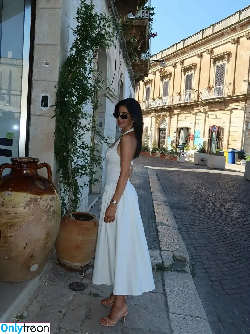 Elwa Saleh голая photo #0146 (elwasaleh)