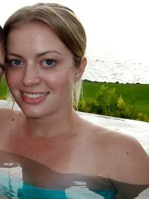 Elyse Willems / elysewillems nude photo #0004