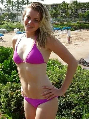 Elyse Willems / elysewillems nude photo #0008