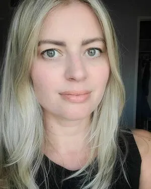 Elyse Willems / elysewillems nude photo #0023