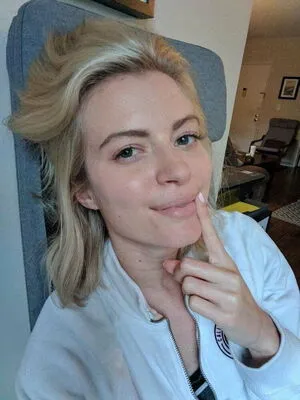 Elyse Willems / elysewillems nude photo #0037